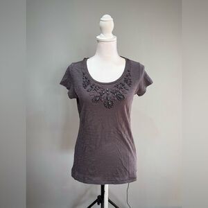Gray LOFT Beaded Appliqué Tie-Neck S/S Top Size S EUC